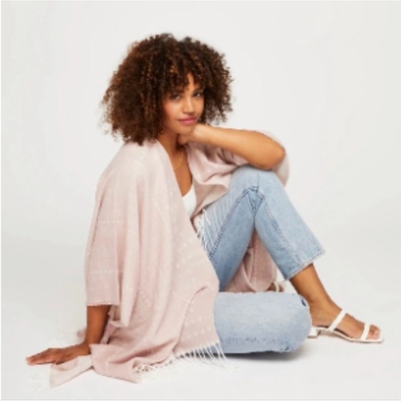 Gentle Fawn Hermosa Kimono - Picture 6 of 8